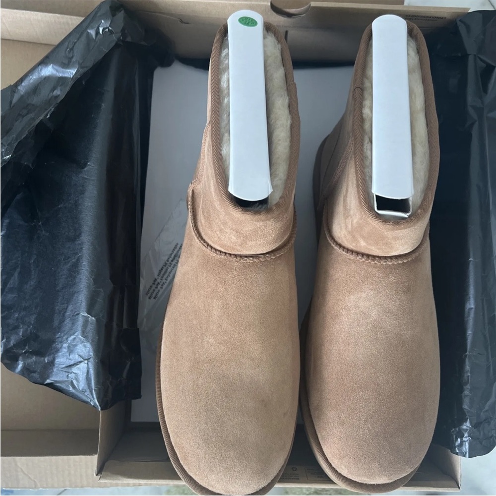 UGG Men's Classic Mini Boot Chestnut Suede Sheepskin Ankle Bootie Slip-On 16 - Picture 9 of 10
